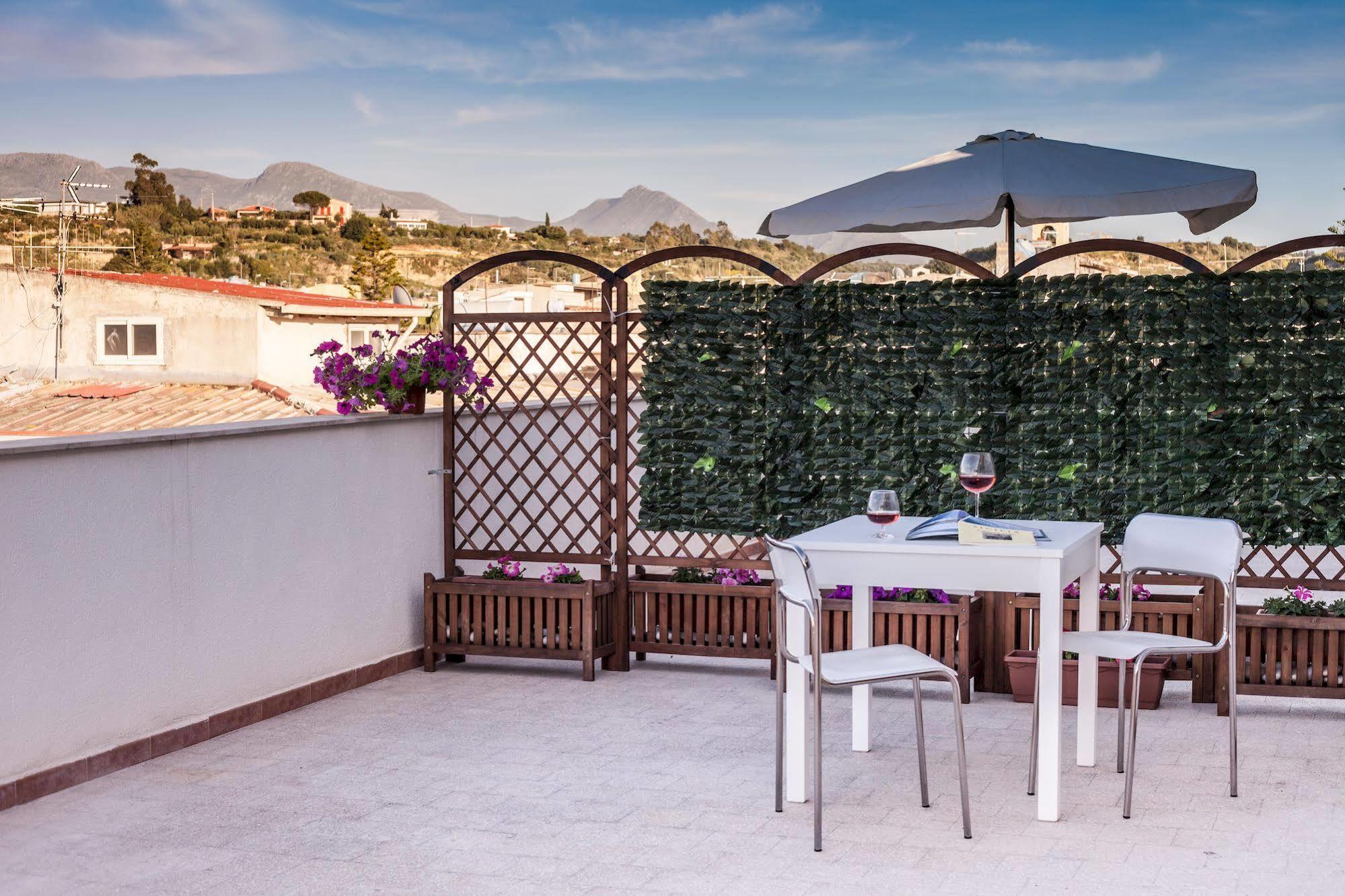 Casa Vacanze Biondo Trappeto  Buitenkant foto